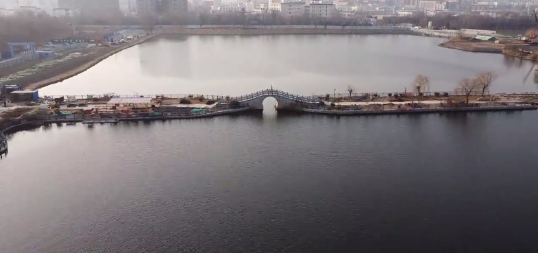 青年湖全景图.jpg 青年湖全景图.jpg