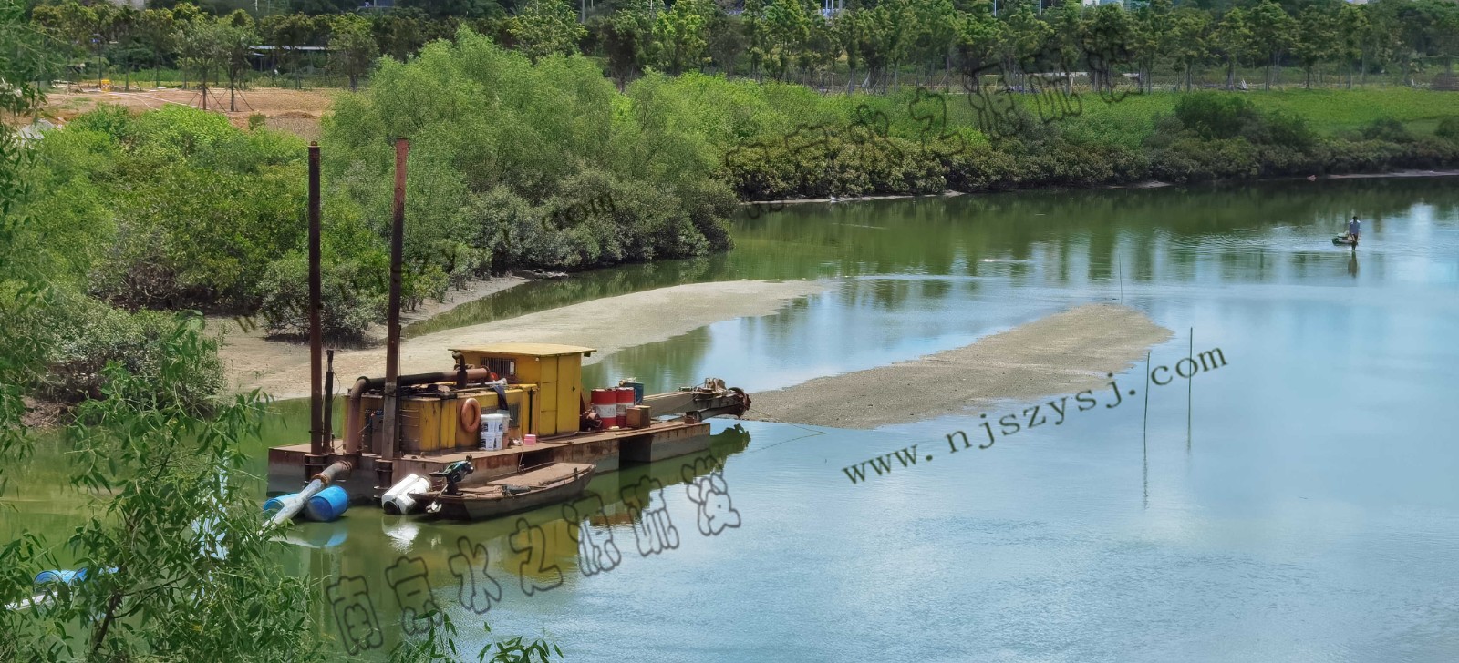 浅水位河床退潮后待工7.jpg 浅水位河床退潮后待工7.jpg